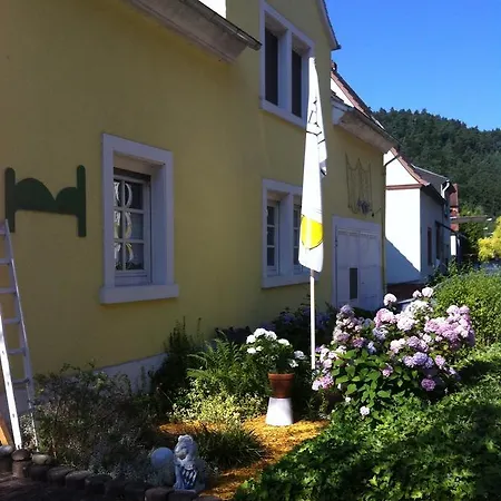 Gastehaus Stumpf Bed & Breakfast